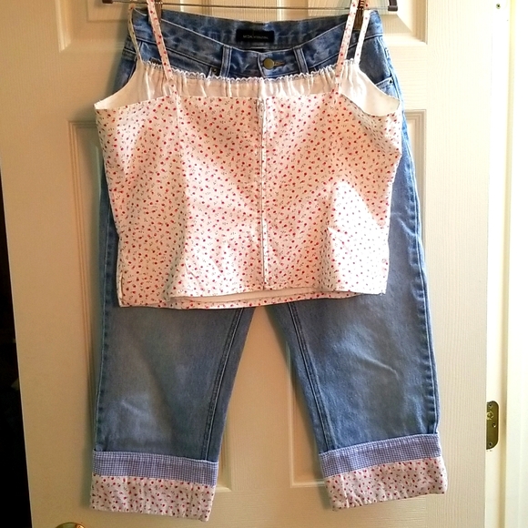 💐VINTAGE MODA INTERNATIONAL FLORAL TOP WITH MATCHING FLORAL CUFF JEANS 🌸💐 - Picture 5 of 13